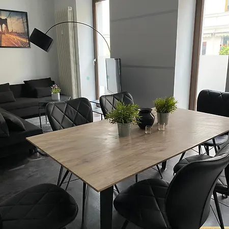 Daire Symbiose-ferienwohnung Münih
